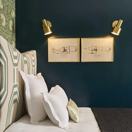 Maison Malesherbes 4* パリ